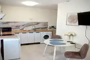 Апартаменты на Амурский бульвар 5 - Комсомольская 116, Хабаровск