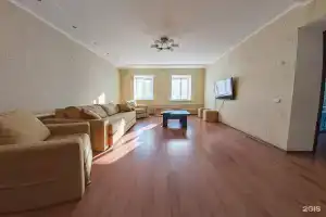 Частный дом «недалеко от центра города.», Орел