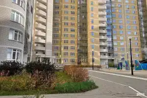 Этажидейли на улице 8 марта 190, Екатеринбург