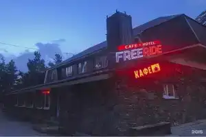 Кафе и отель FreeRide, Терскол
