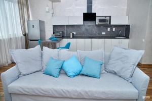 Viahome (Виахоум) на улице Тухачевского, Владивосток