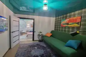 Апартаменты на проспект Мира, 30Б, Омск