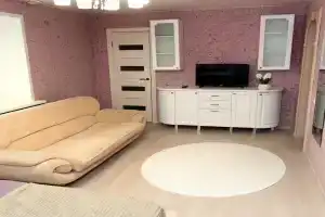 Апартаменты на улица Партизана Железняка, 9, Красноярск