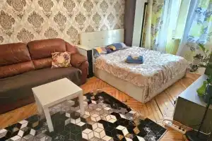 Апартаменты на Девятая Рота дом 17, Москва