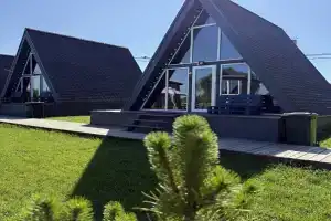 Апартаменты на Дзержинский р-н, д. Звизжи, ул. Центральная, д. 5В, Звизжи