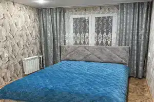 Апартаменты на микрорайон 4/5, улица Хирурга Нечаева, 16А, Елабуга
