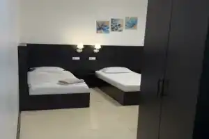 База отдыха у Марины, Аушигер