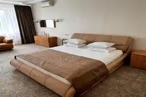 Гостиница «Алмаз», Челябинск