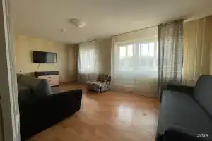 Apartment on Kosmonavtov 166