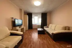 Апартаменты на Октябрьский район, Преображенская улица, 82/1, Киров