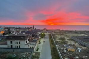 Rugeri Apart, Каспийск