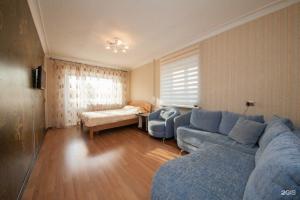 КвартировЪ на улице Урицкого 108, Красноярск