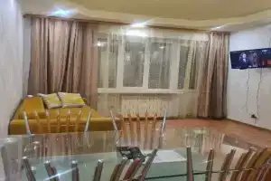 Апартаменты на улица Тихонова, 8, Мирный