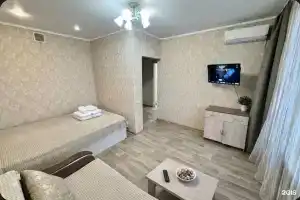 Апартаменты на Космонавтов 18 к4 под5, Астрахань