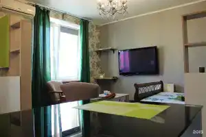 Апартаменты на ул. Братьев Кашириных, 10А, Челябинск