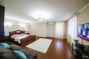 Favourite Home, Саратов