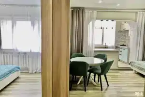 Апартаменты на Дружбы Народов 27, Нерюнгри