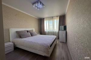 Апартаменты на проспекте Дружбы, 19В, Курск