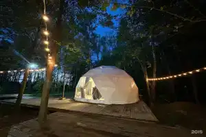 Глэмпинг в лесу в Коробчеево