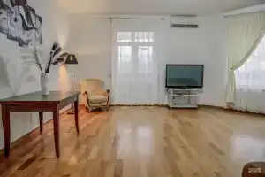 Квартирное бюро, Калининград