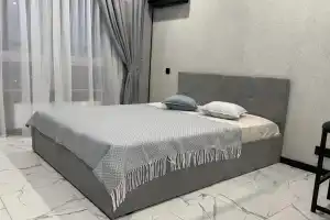 Граф Хаус, Липецк
