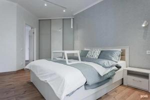 Сеть гостеприимных квартир "Алира". Квартира на Соборном, Ростов-на-Дону
