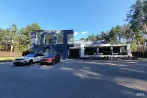 Отель «Найс», Малый Суходол