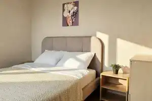 Апартаменты на Екатеринбург, ул. Серафимы Дерябиной, д. 17, Екатеринбург