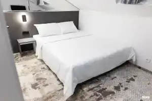 Отель «Мираж», Курск