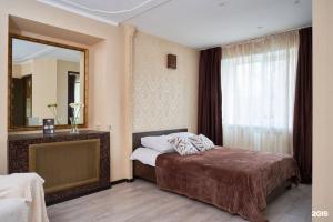 Good night (Гуд найт) на Елизаровых 43, Томск