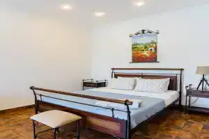 LetoApart (ЛетоАпарт) на улице Приморская, Геленджик