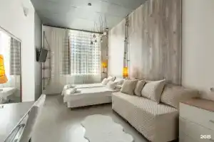 Гостиница «Ананас», Москва