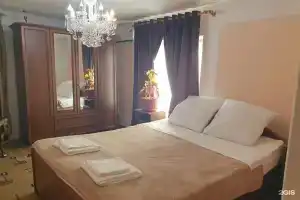 Апартаменты на хазар, Хазар