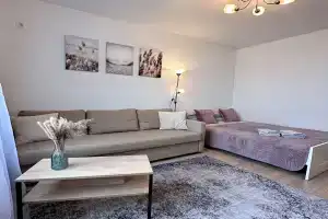 Апартаменты на Цимлянская 3к1 кв515, Москва