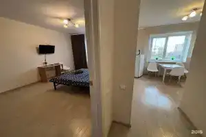 Апартаменты на улица 12 Марта, 150к2, Майкоп