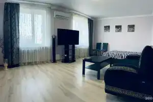 Апартаменты на Тихомирнова 1, Казань