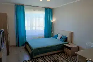 Отельчик у метро, Мурино