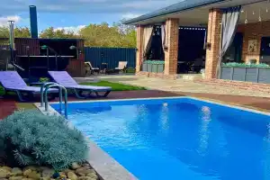 Фэмили Вилла