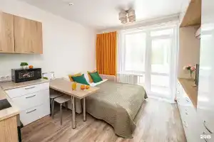 Top House, Владивосток