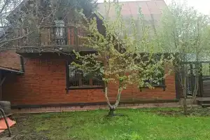 Охотничий домик на озере, Курск