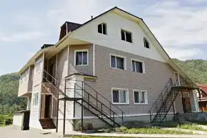 Усадьба «Берег», Чемал