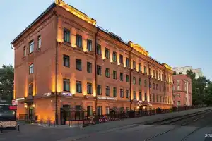 AZIMUT Сити Отель Тульская, Москва