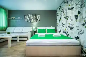 Пять Звёзд, Челябинск