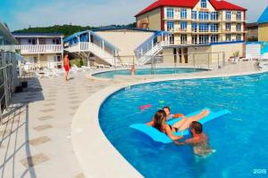 Гостевой дом «Бирюза на Приморской», Лермонтово
