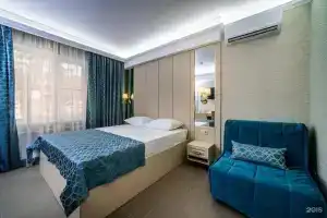 Отель «M House», Геленджик