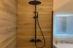 Ostamo Village, Судаково