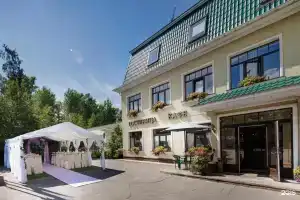 Green Hotel, Петергоф