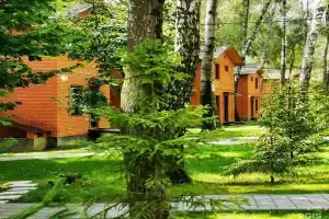 Гостиницы с круглогодичным подогреваемым бассейном Гостиницы с круглогодичным подогреваемым бассейном