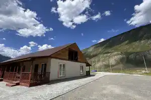 Кемпинг «Алтай Чадыр», Чибит