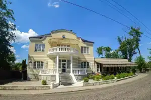 Вилла Татьяна Верхнеозерная, Калининград